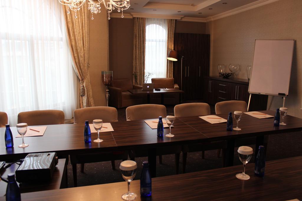 World Palace Hotel Batumi