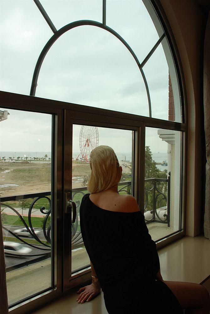 World Palace Hotel